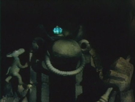 Кадр из мультфильма "Пещера"